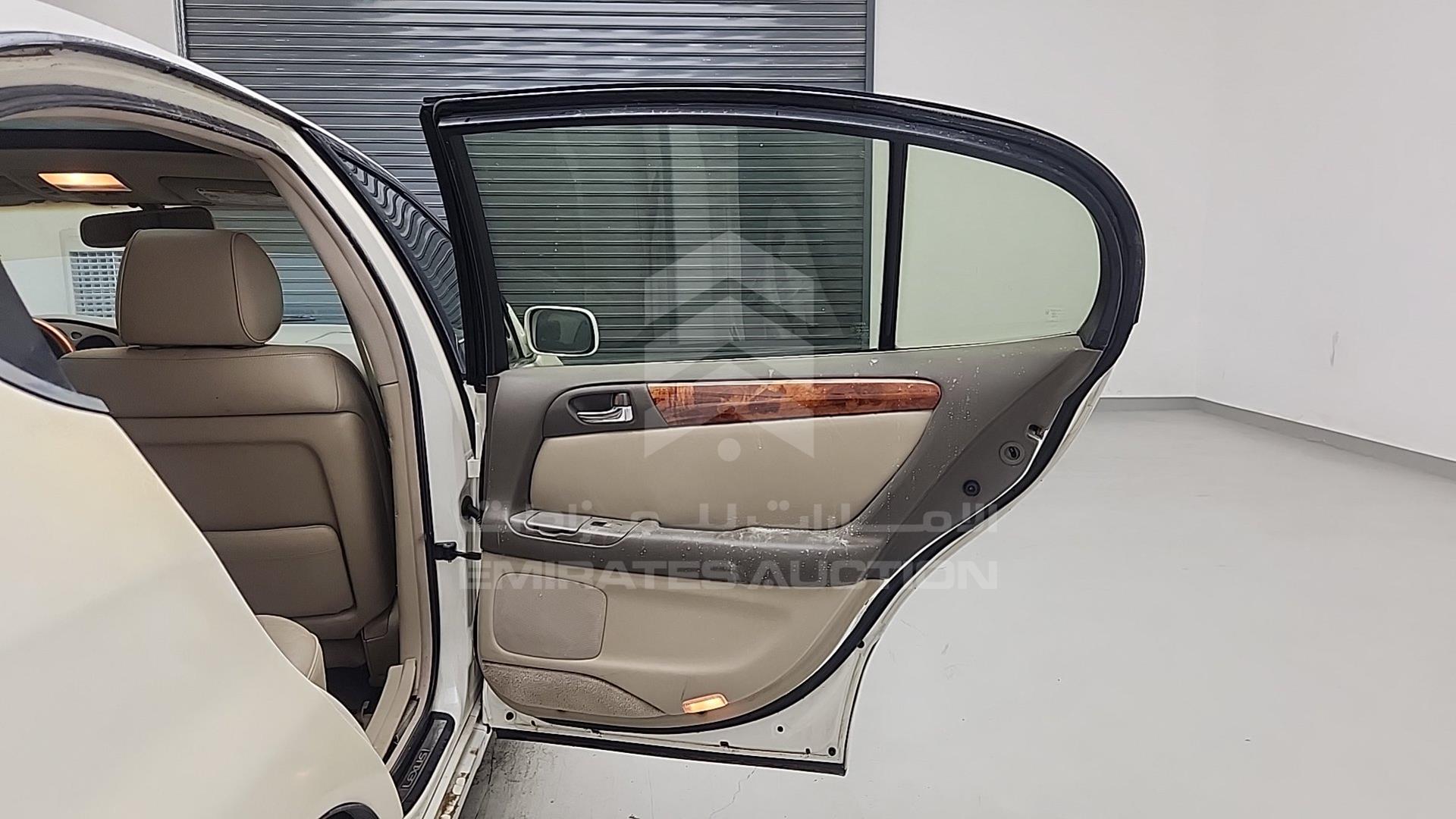 1998 LEXUS GS 400 VIN: JT8BH68X2W0002412
