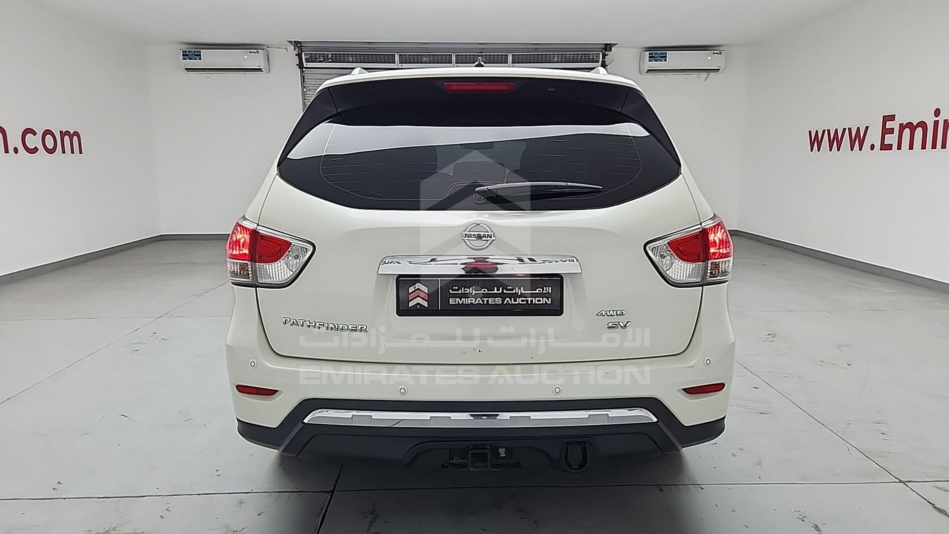2015 NISSAN PATHFINDER VIN: 5N1AR2M52FC655906