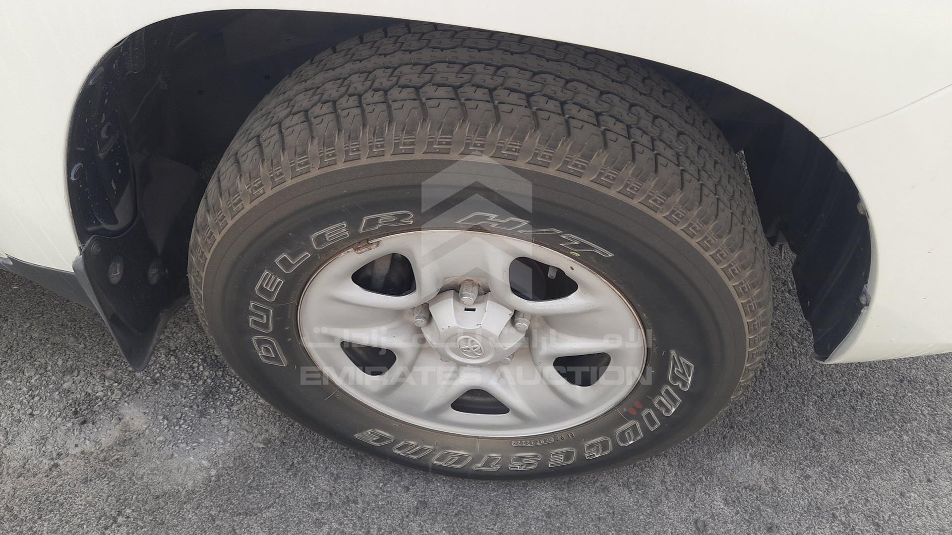 2013 TOYOTA LAND CRUISER VIN: JTMDU09J3D5072580