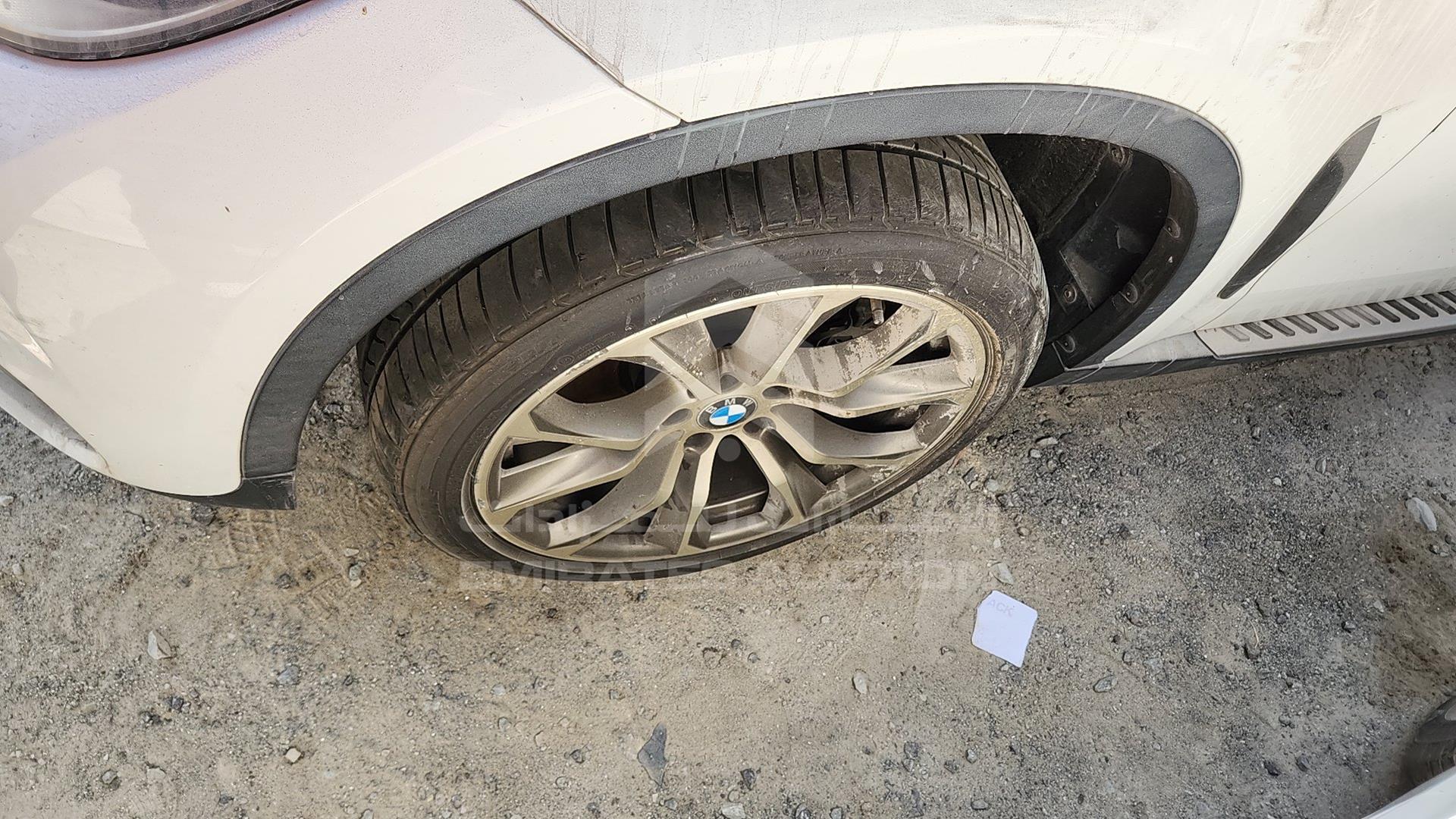 2015 BMW X6 VIN: WBAKU6102F0G58264