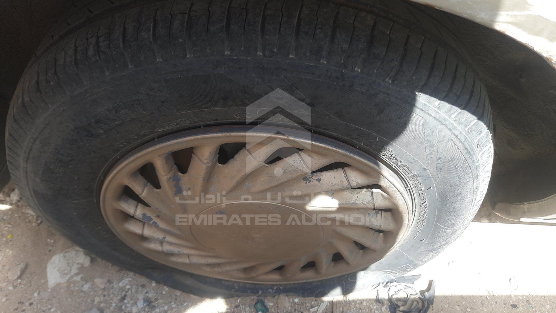 0 KIA CLARUS VIN: KNAGC2295X5524297