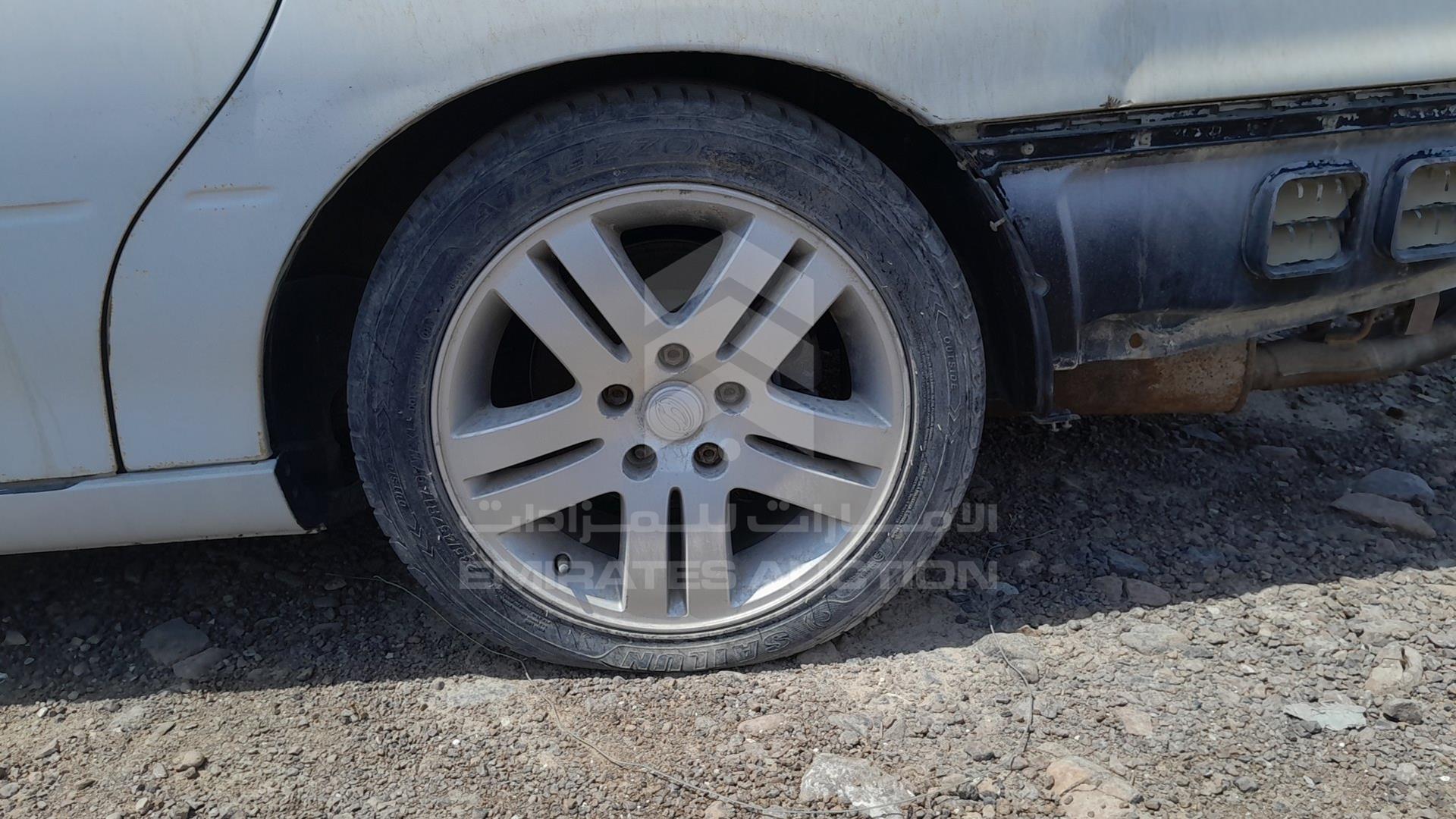 2002 CHEVROLET CAPRICE VIN: 6G1HL52F52L854018