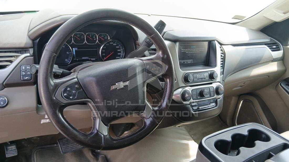 2019 Chevrolet Suburban — Full Dashboard View — Photo 16