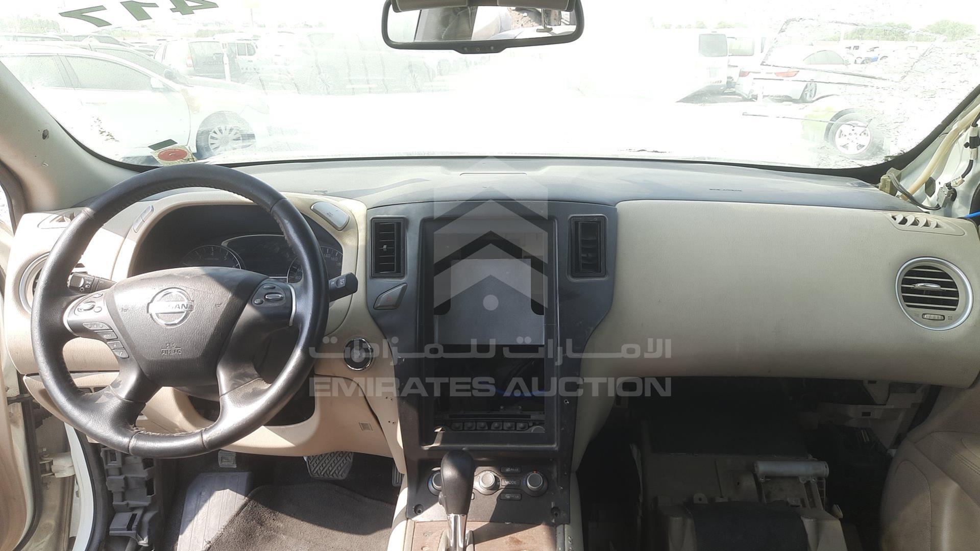 2019 NISSAN PATHFINDER VIN: 5N1CR2M84KC579747