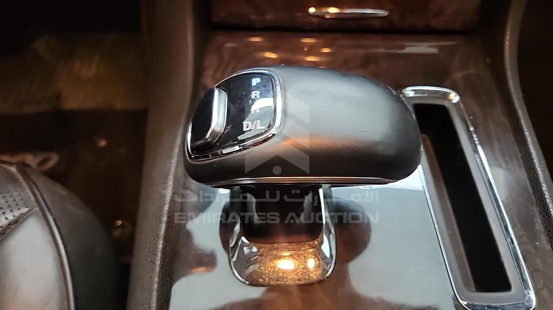 2012 Chrysler 300 — Gear View — Photo 20
