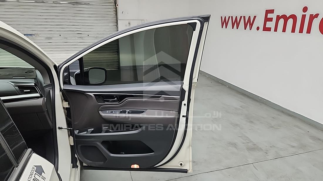2019 Honda Odyssey — Front Right Door — Photo 32