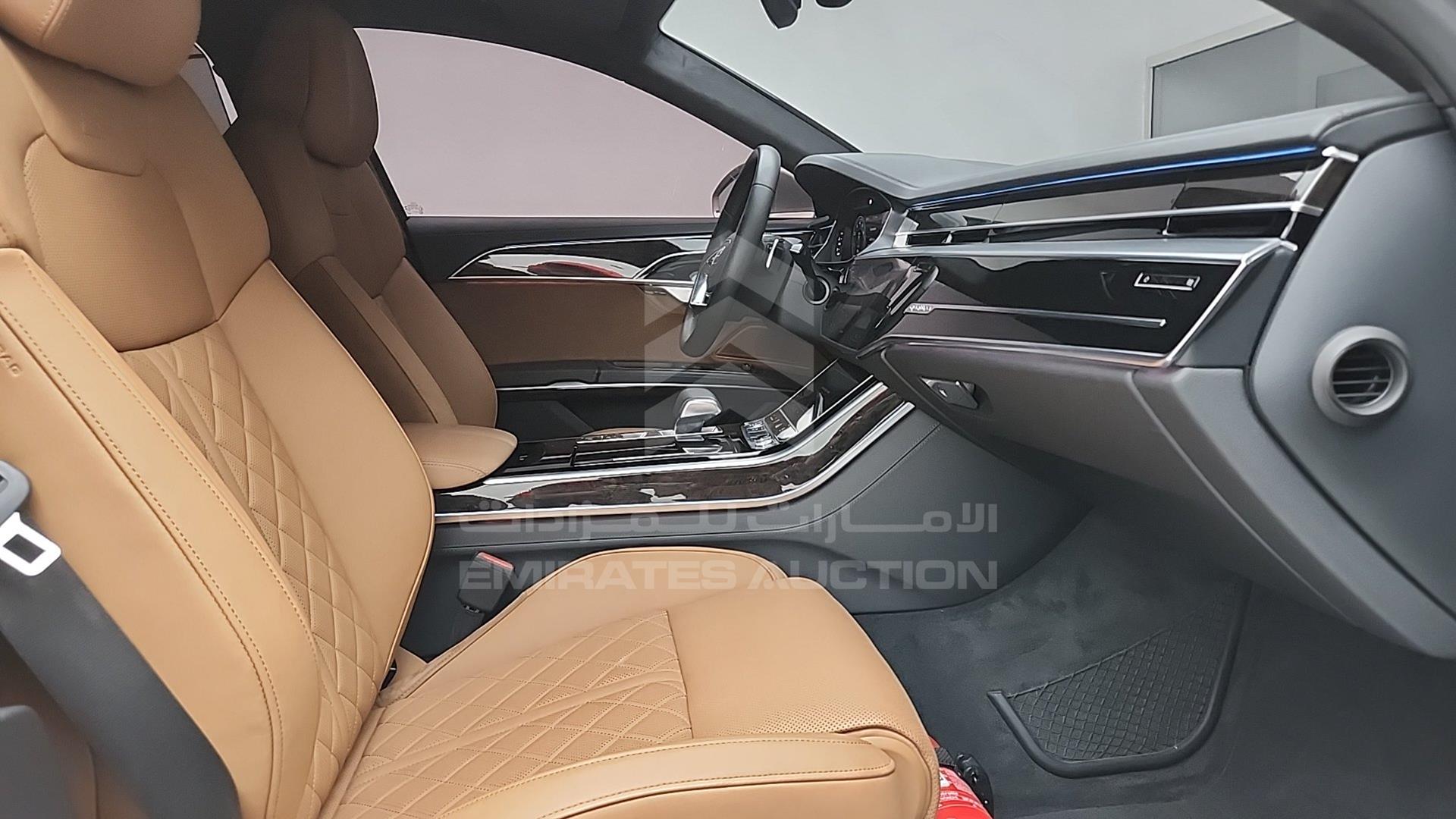 2019 AUDI A8 L VIN: WAUZZZF87KN003737