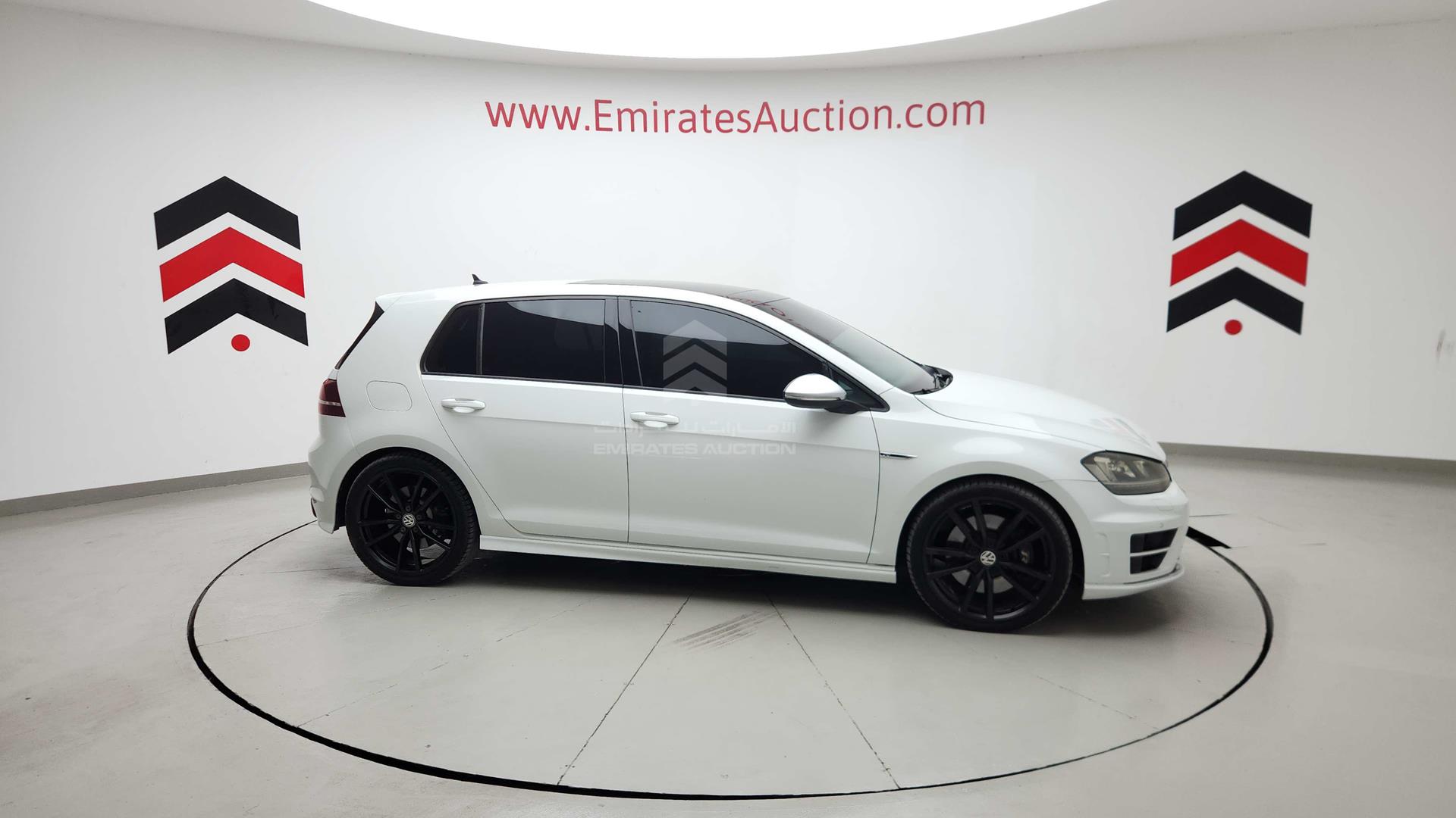2016 VOLKSWAGEN GOLF R VIN: WVWGR2AU9GW094033