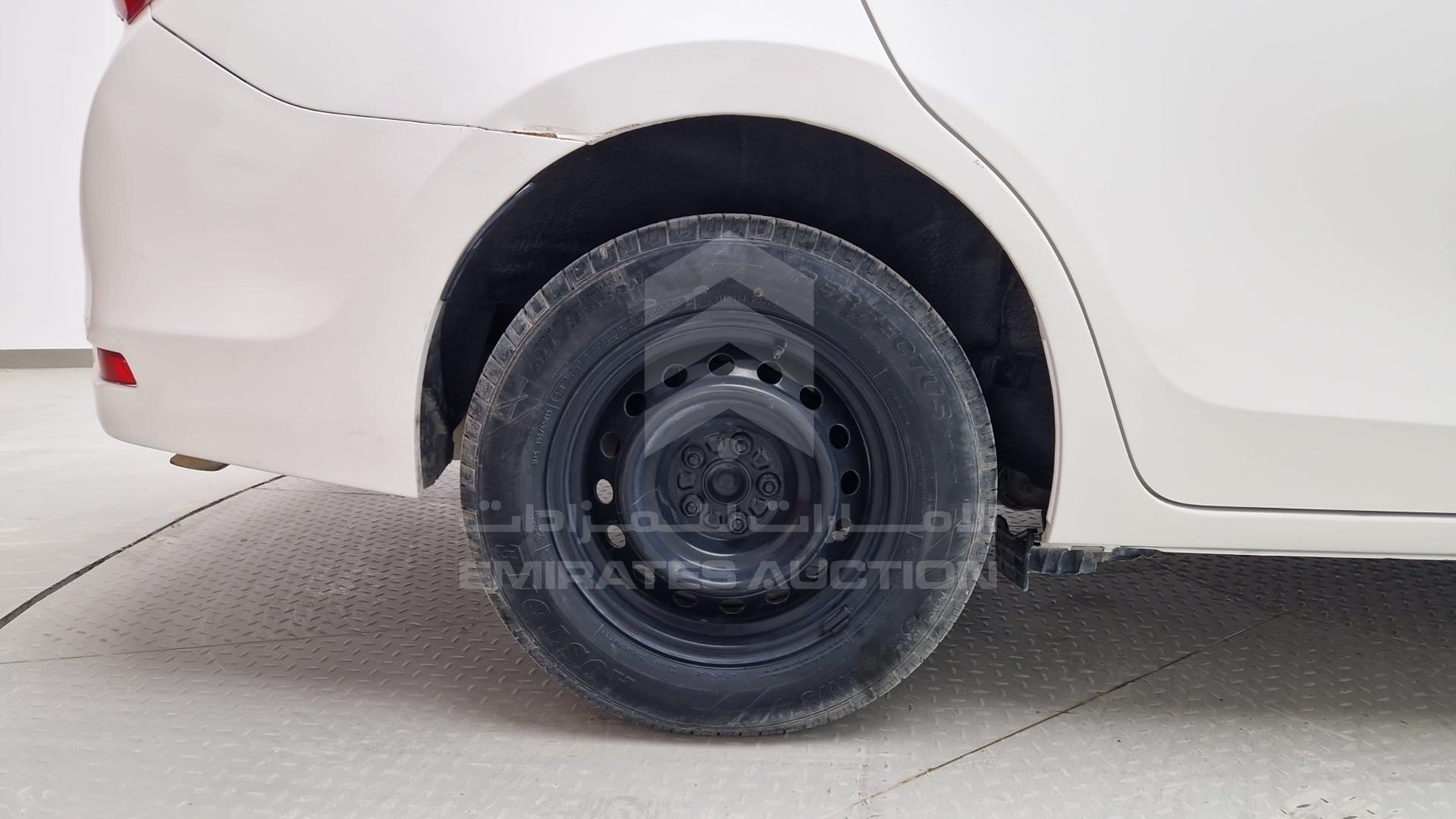 2018 TOYOTA COROLLA VIN: RKLBB9HE7J5213722