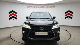 2020 Lexus LX 570 — 360-degree view — Thumbnail