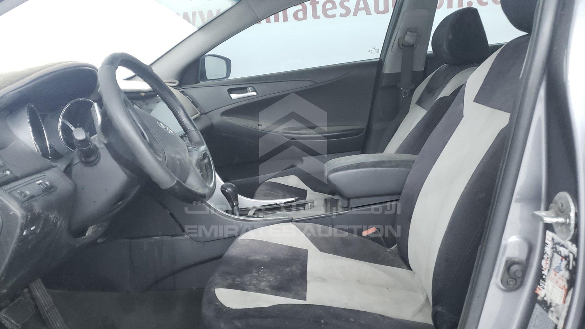 2012 HYUNDAI SONATA VIN: KMHEB41C3CA403156
