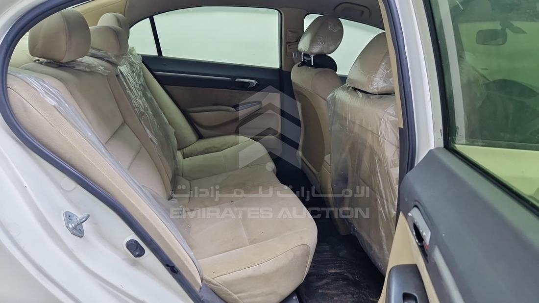 هوندا سيفيك 2006 — زاوية الراكب الخلفي اليمنى — صورة 27