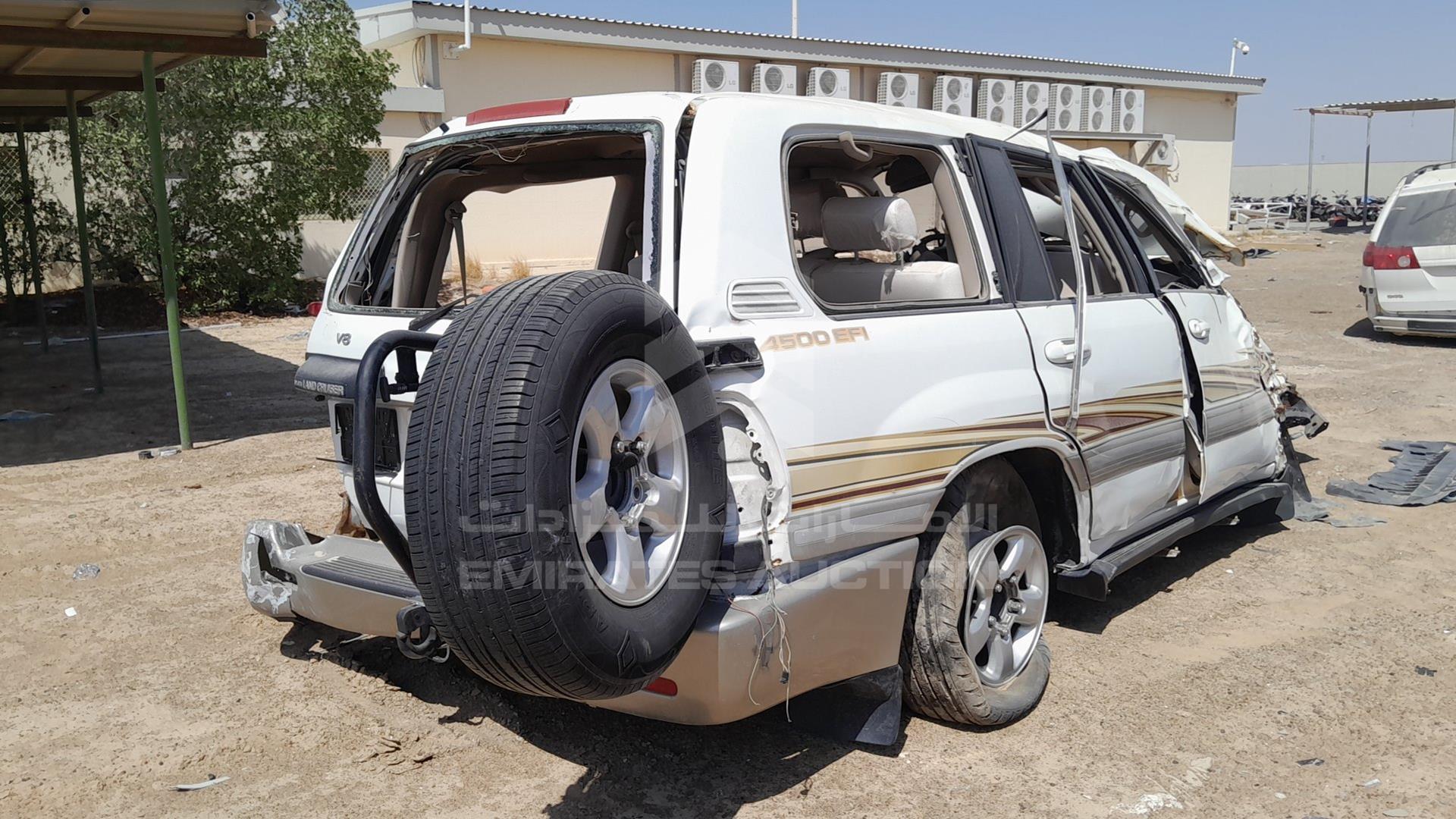 2000 TOYOTA LAND CRUISER VIN: JT3HT05J6Y0118470