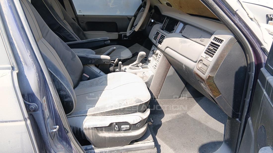 2004 Range Rover Vogue — Front Right Passenger Seat View — Photo 23