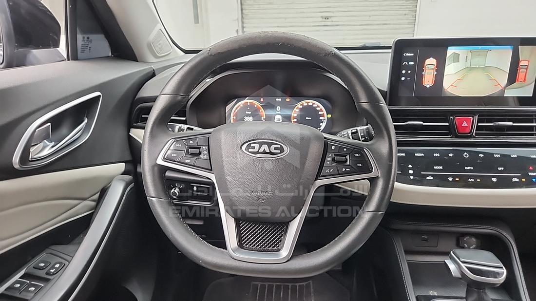 2023 JAC JS4 — Steering & Mounted Controls — Photo 16