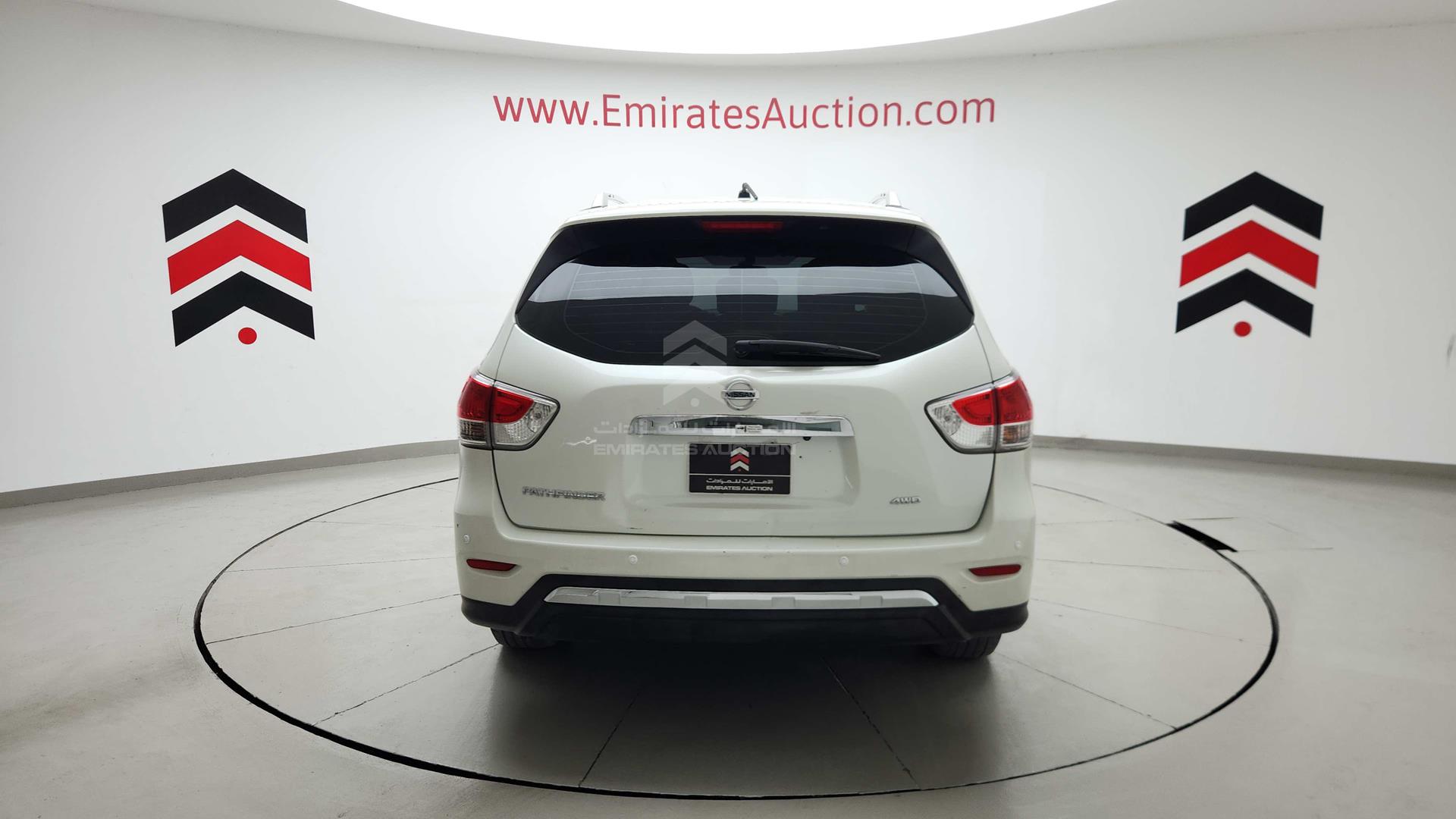 2015 NISSAN PATHFINDER VIN: 5N1AR2M54FC664462