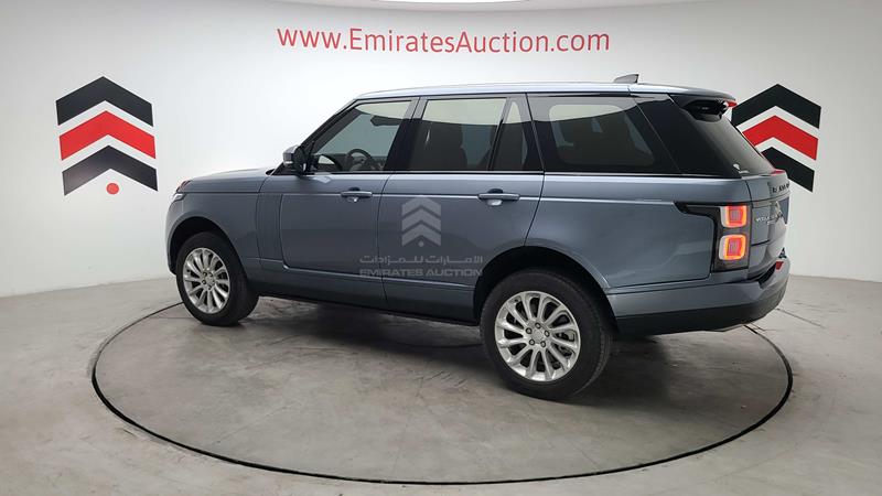 SALGA2BV6JA380966 Auction: EmiratesAuction Lot: 405807 SALGA2BV6JA380966 Range Rover Vogue SE 2018 BLUE Photo 60