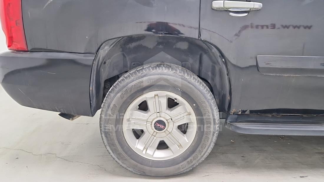 2007 GMC Yukon — Rear Right Tyre — Photo 39