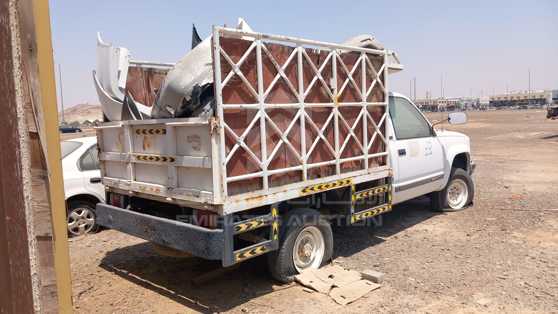 0 GMC --- VIN: 1GTGK34N4LE504333
