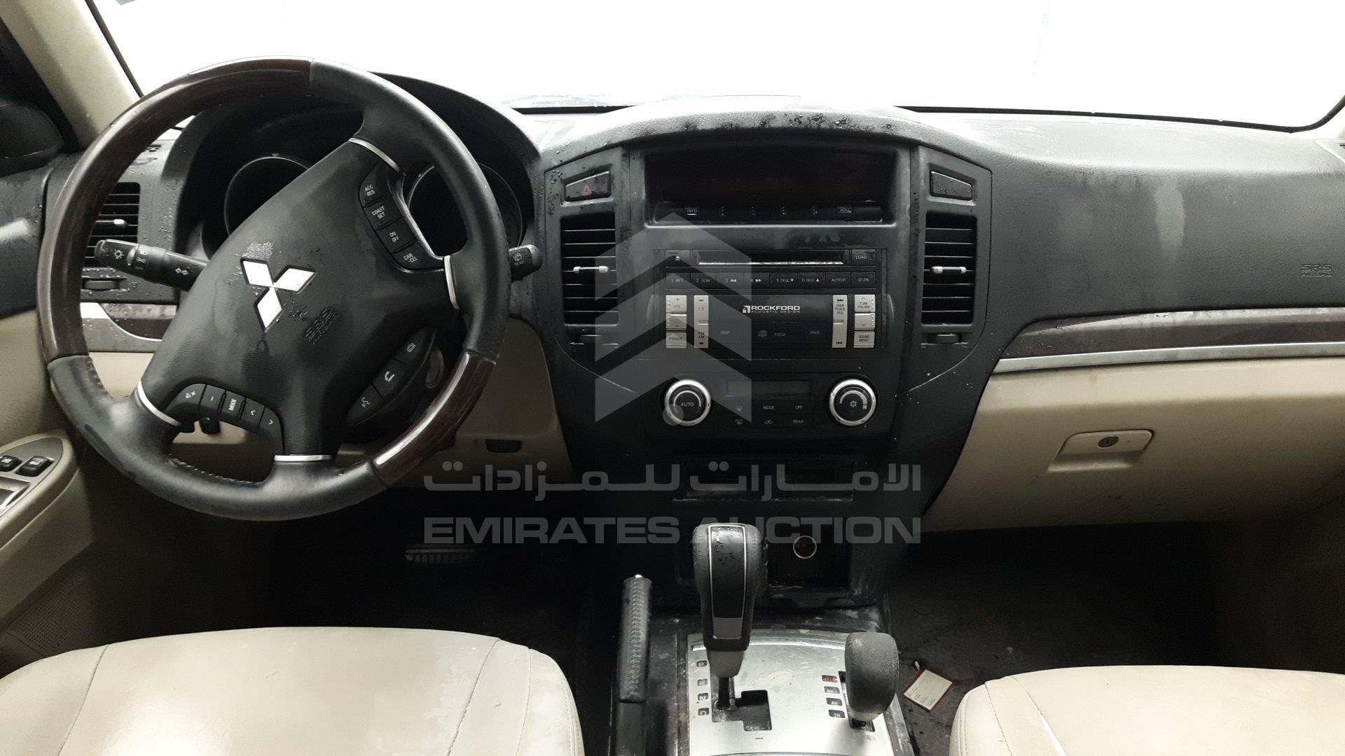 JMYLRV95WBJ709201 - 2011 Mitsubishi Pajero - #492293