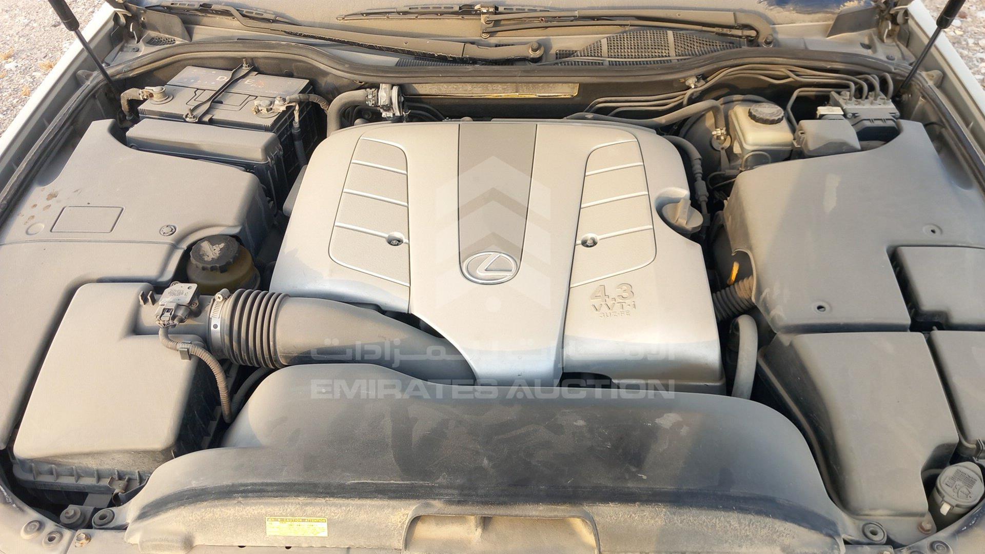 2005 LEXUS LS 430 VIN: JTHBN36F155001528