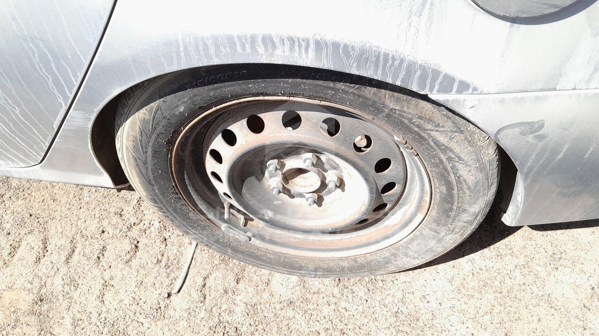 0 HYUNDAI ELANTRA VIN: KMHDT41B69U522603