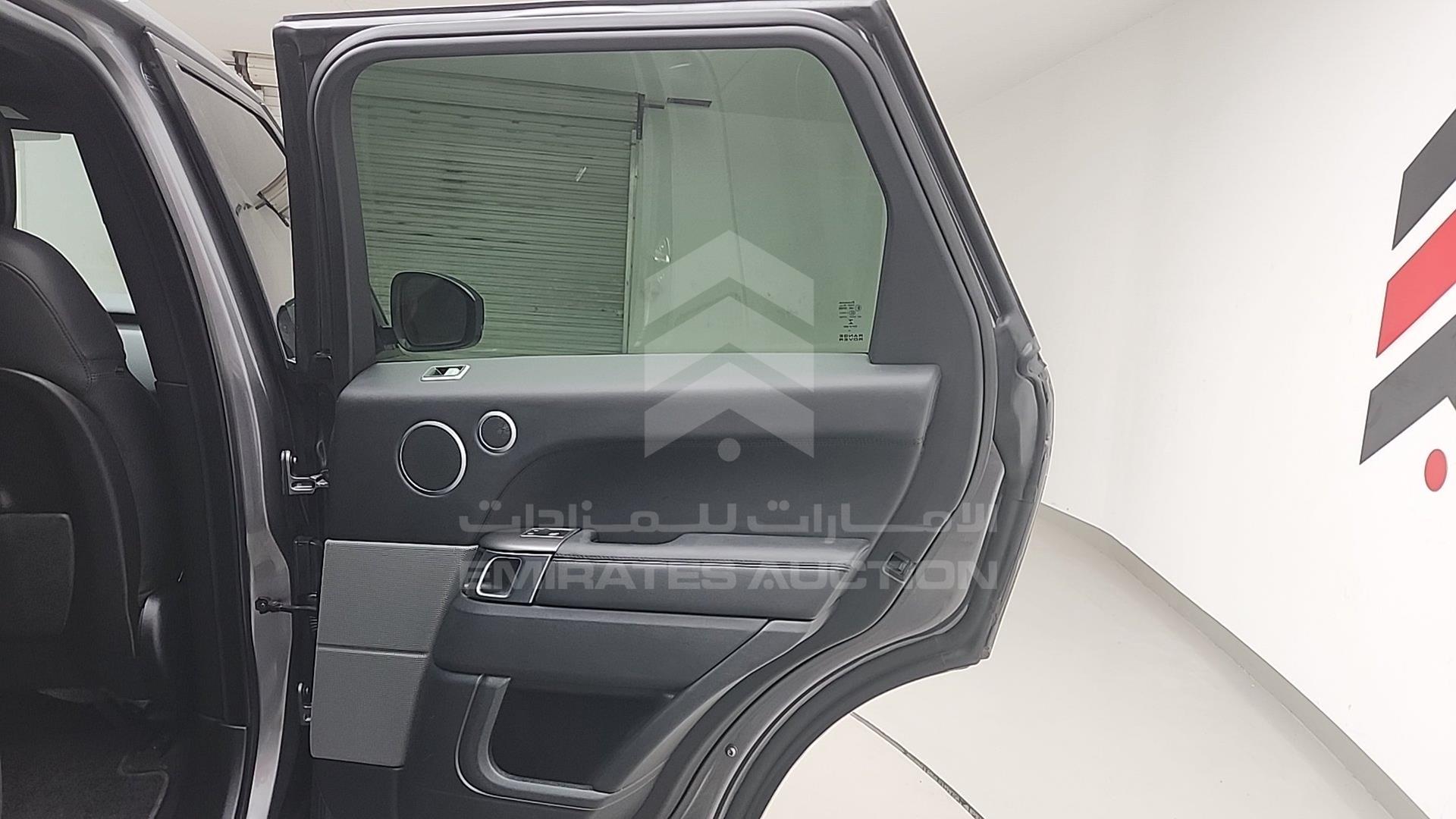2018 RANGE ROVER SPORT VIN: SALWA2BV7JA183221