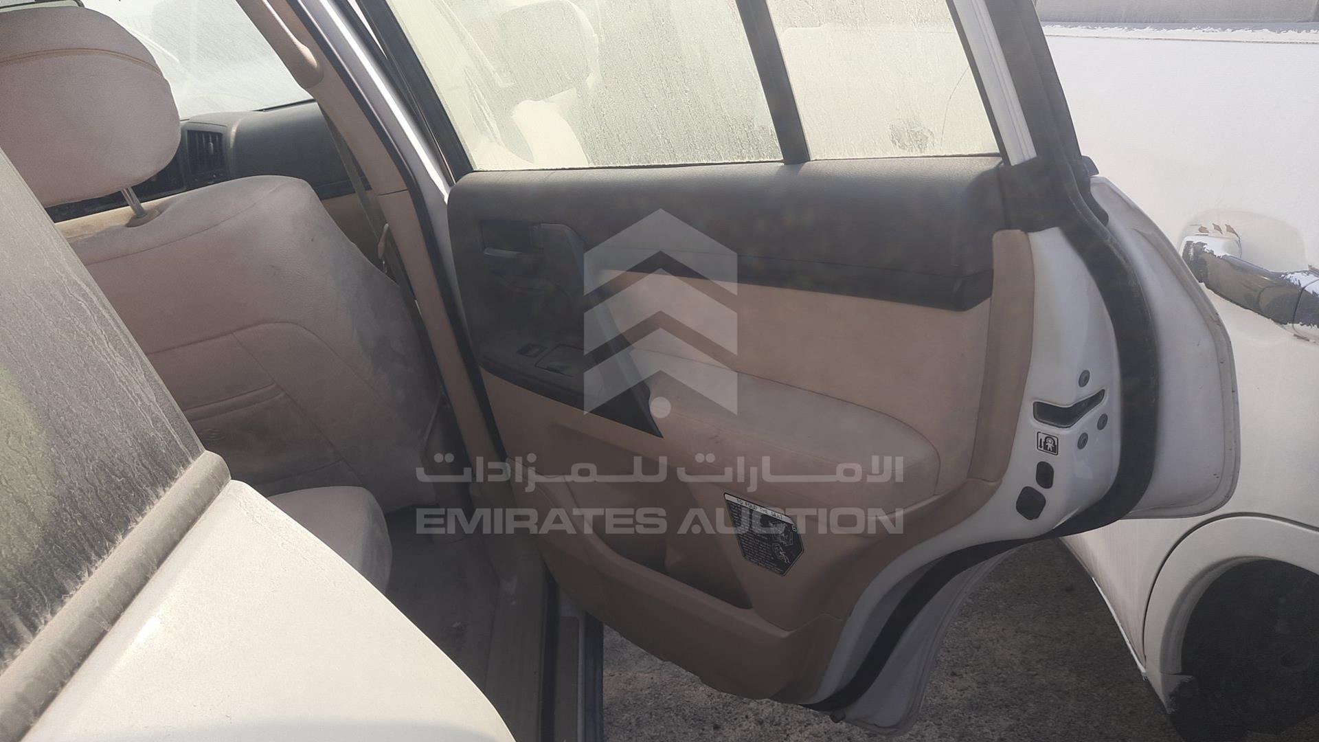 2013 TOYOTA LAND CRUISER VIN: JTMDU09J3D5072014