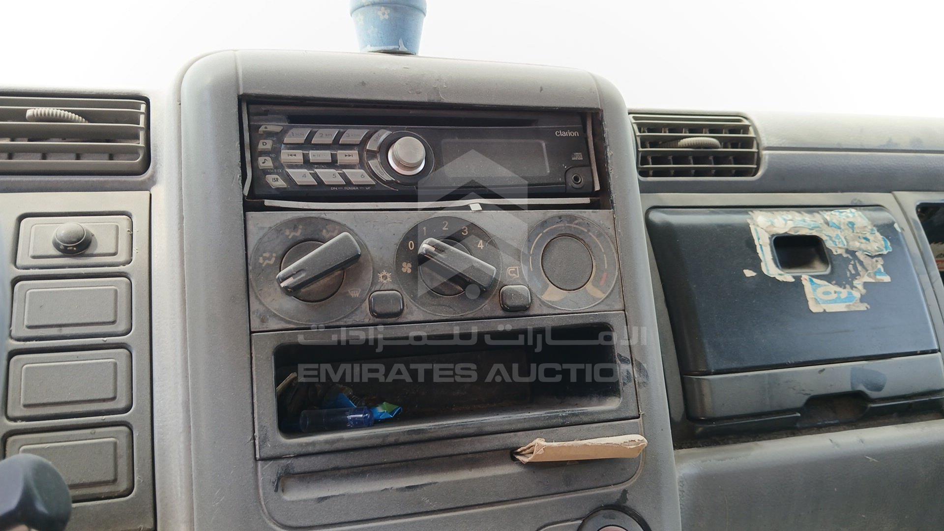2005 MITSUBISHI CANTER VIN: JL7BCE1J05K015780