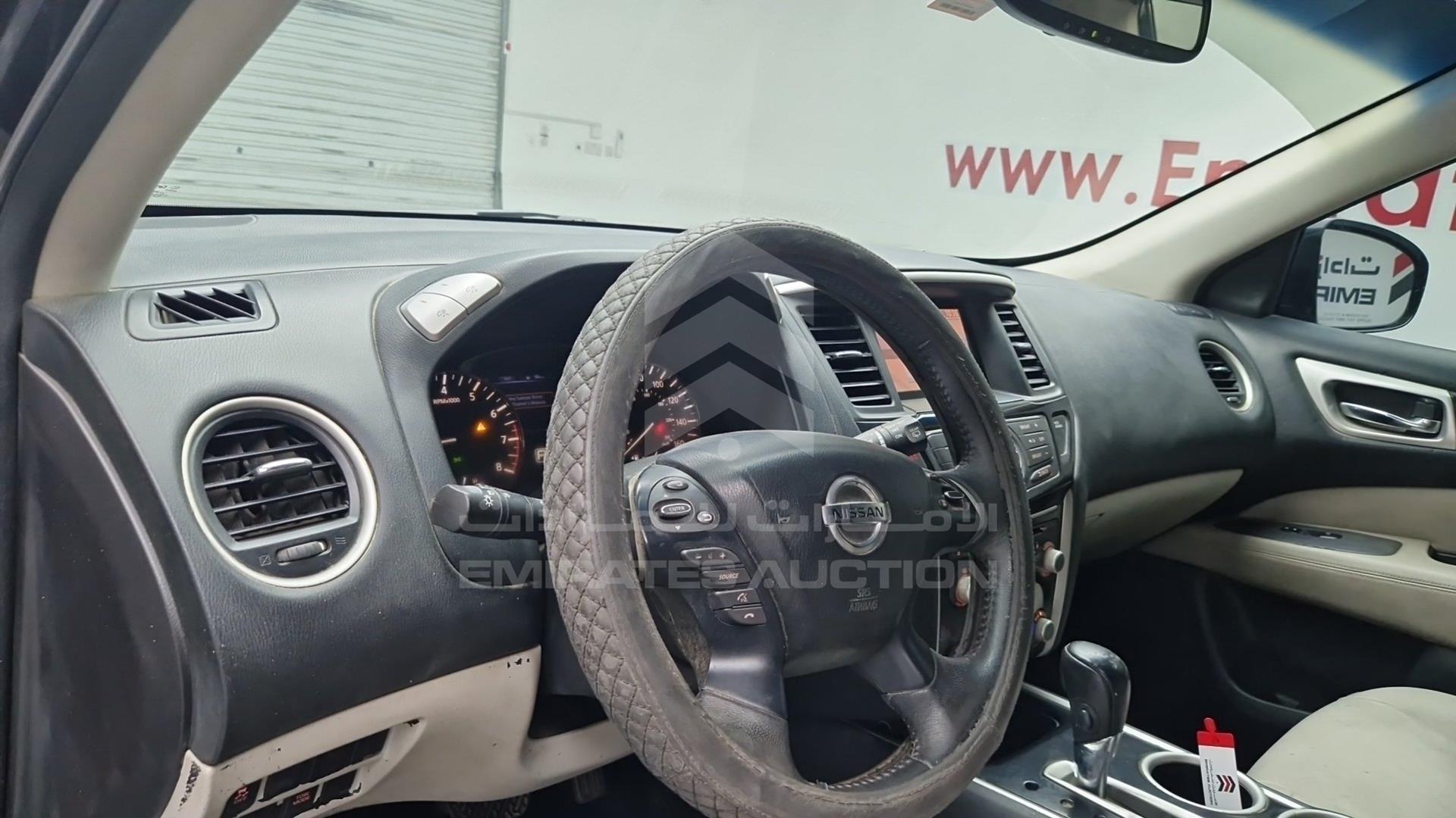 2015 NISSAN PATHFINDER VIN: 5N1AR2MM6FC620132