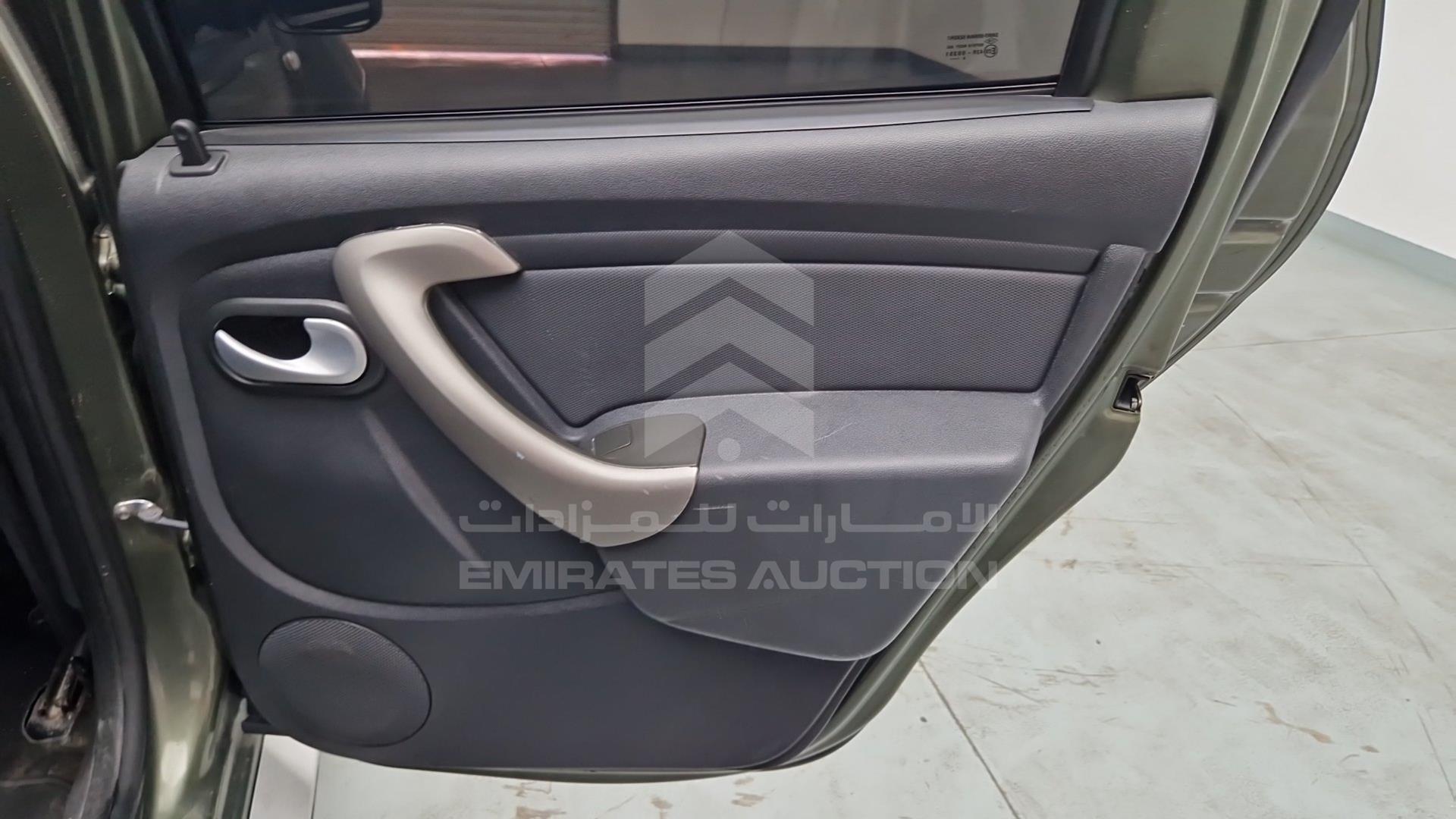2015 RENAULT DUSTER VIN: VF1HSRCA8FA523905