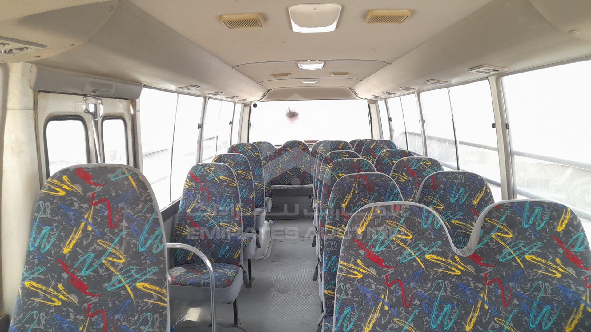 2009 TOYOTA COASTER VIN: JTGFK518394003652