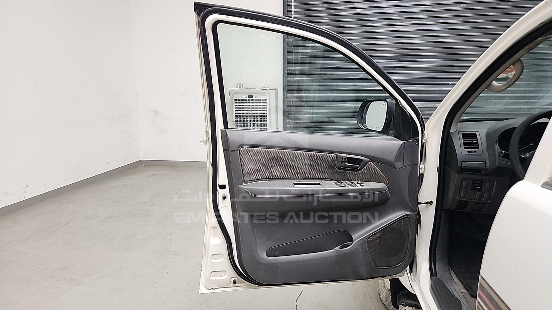 2013 TOYOTA HILUX VIN: MR0FX22GXD1386150