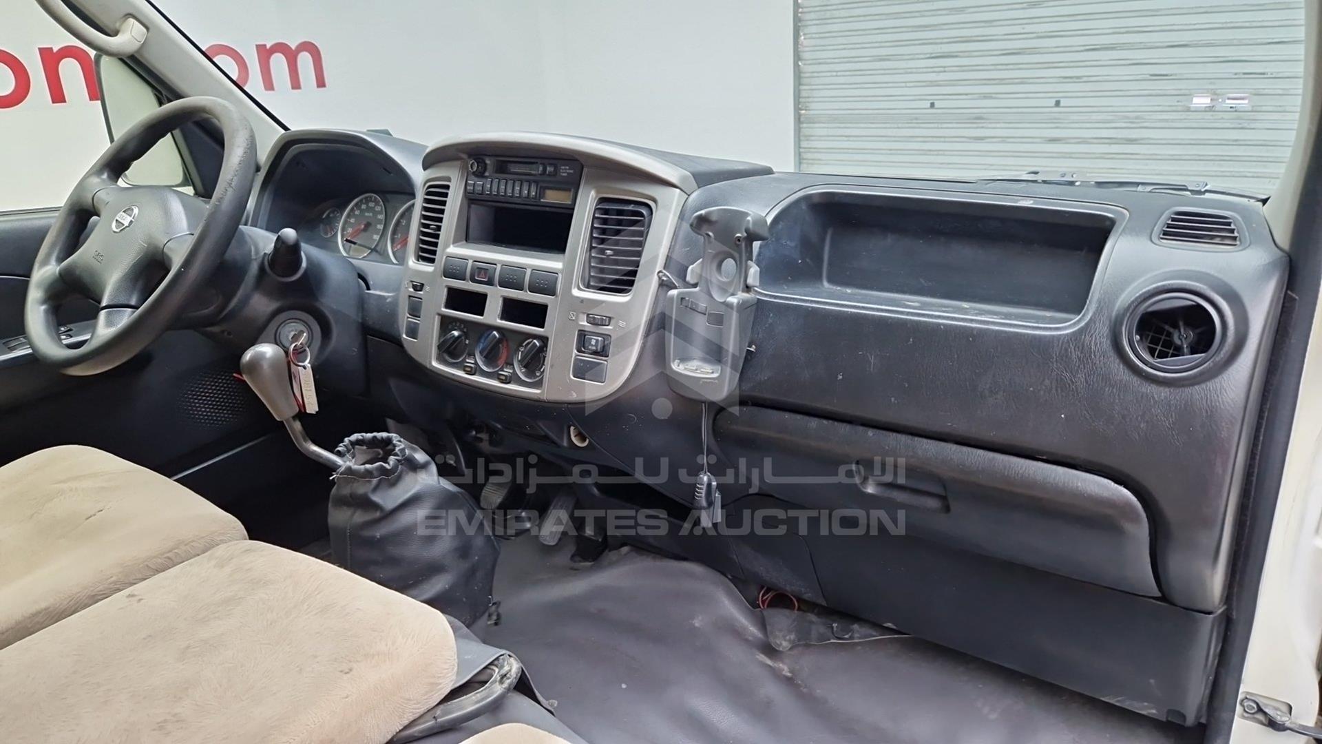 2010 NISSAN URVAN VIN: JN6AE54S5AX020605
