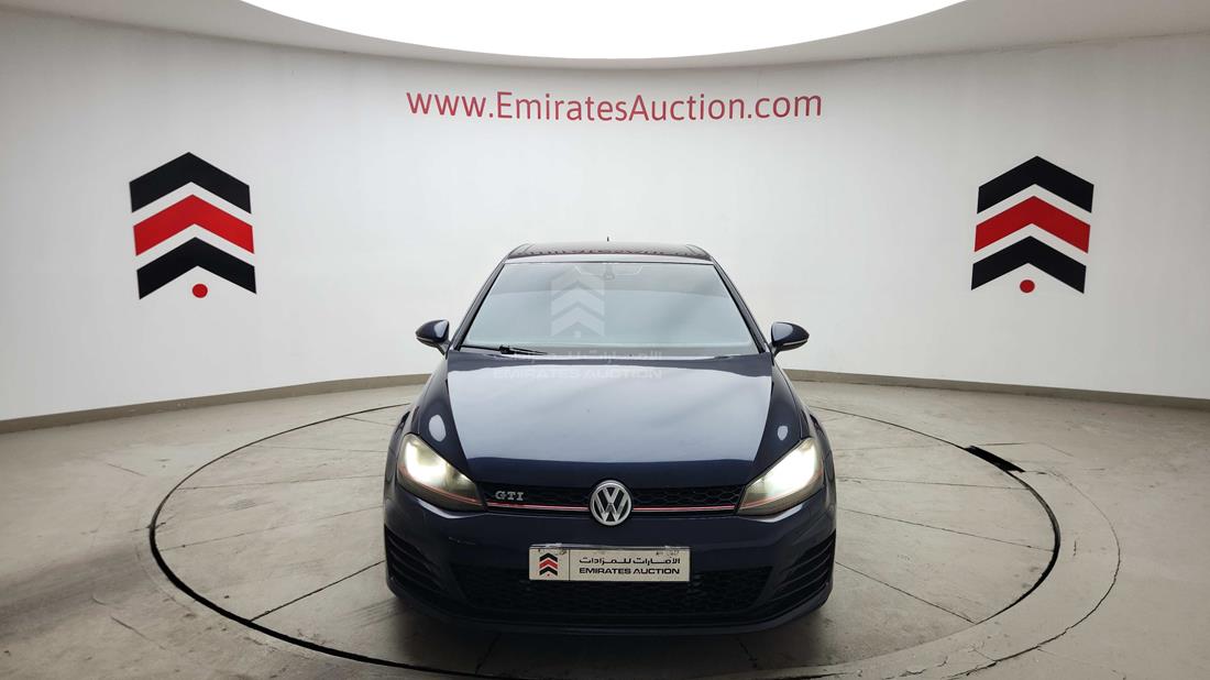 2014 Volkswagen Golf — 360-degree view