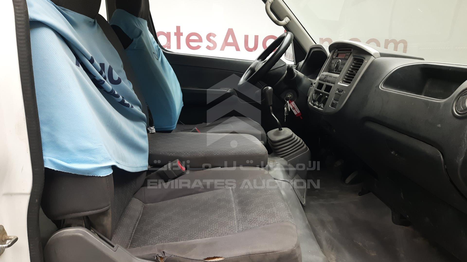 2013 NISSAN URVAN VIN: JN6AE54S5DX030426