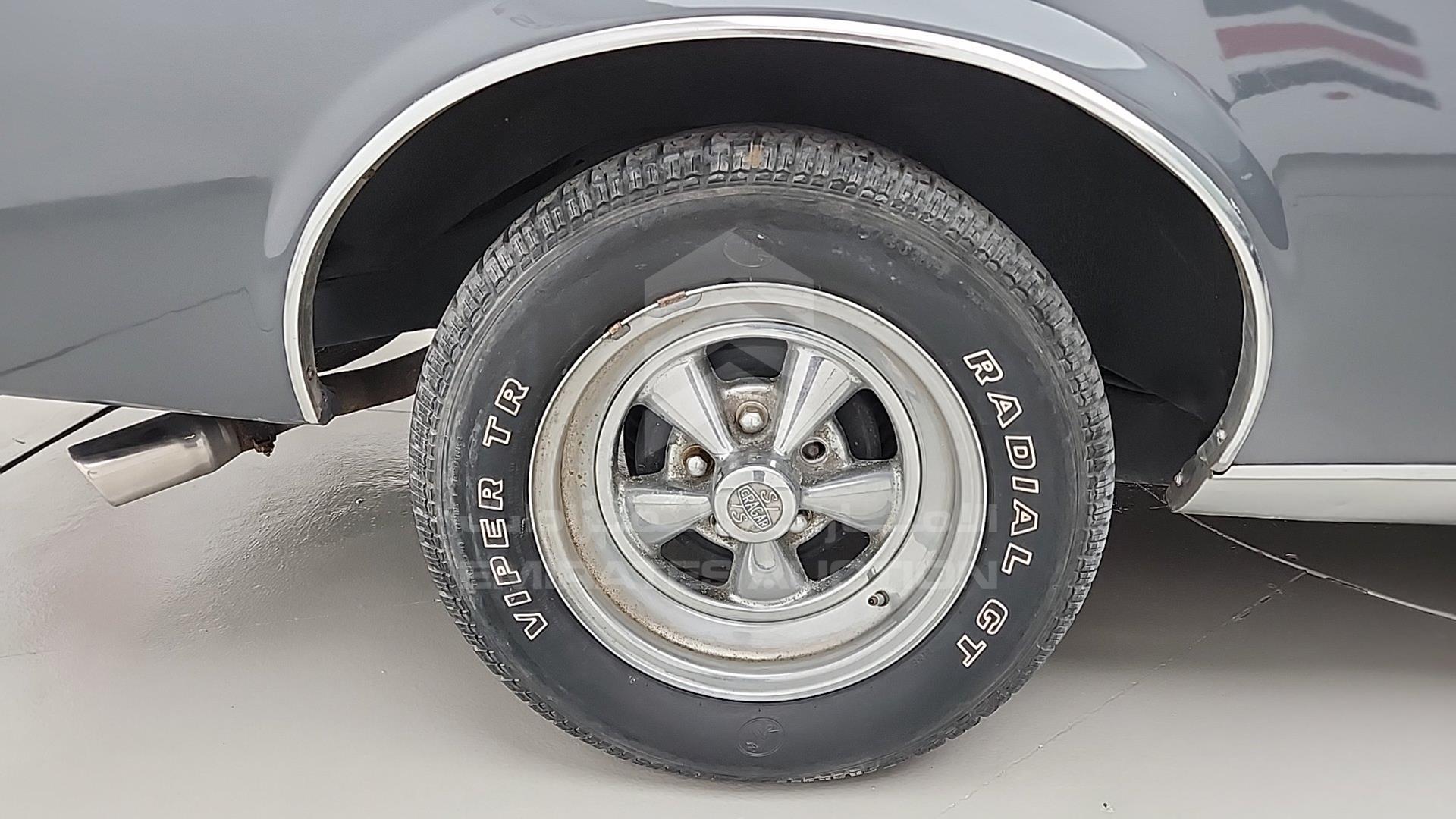 1979 PONTIAC GRAND PRIX VIN: 2K37Y92513443