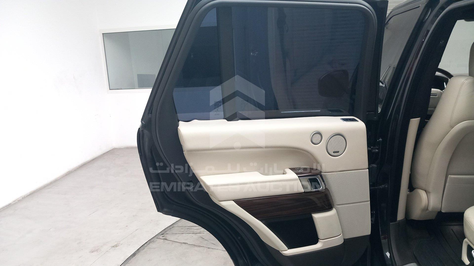 2013 RANGE ROVER VOGUE VIN: SALGA2EF5DA119854