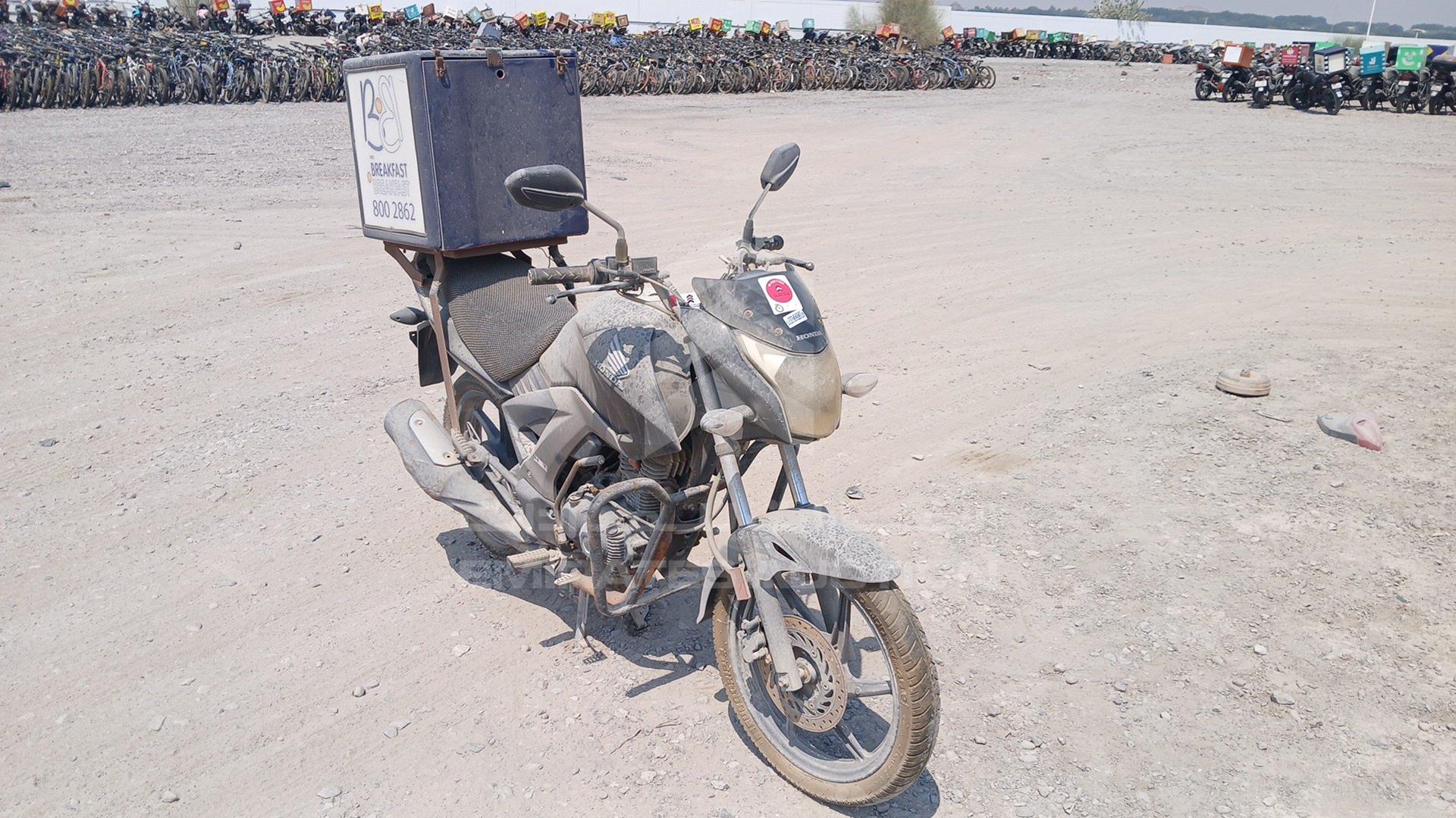 2015 HONDA UNICORN 160 VIN: ME4KC2037G8001099