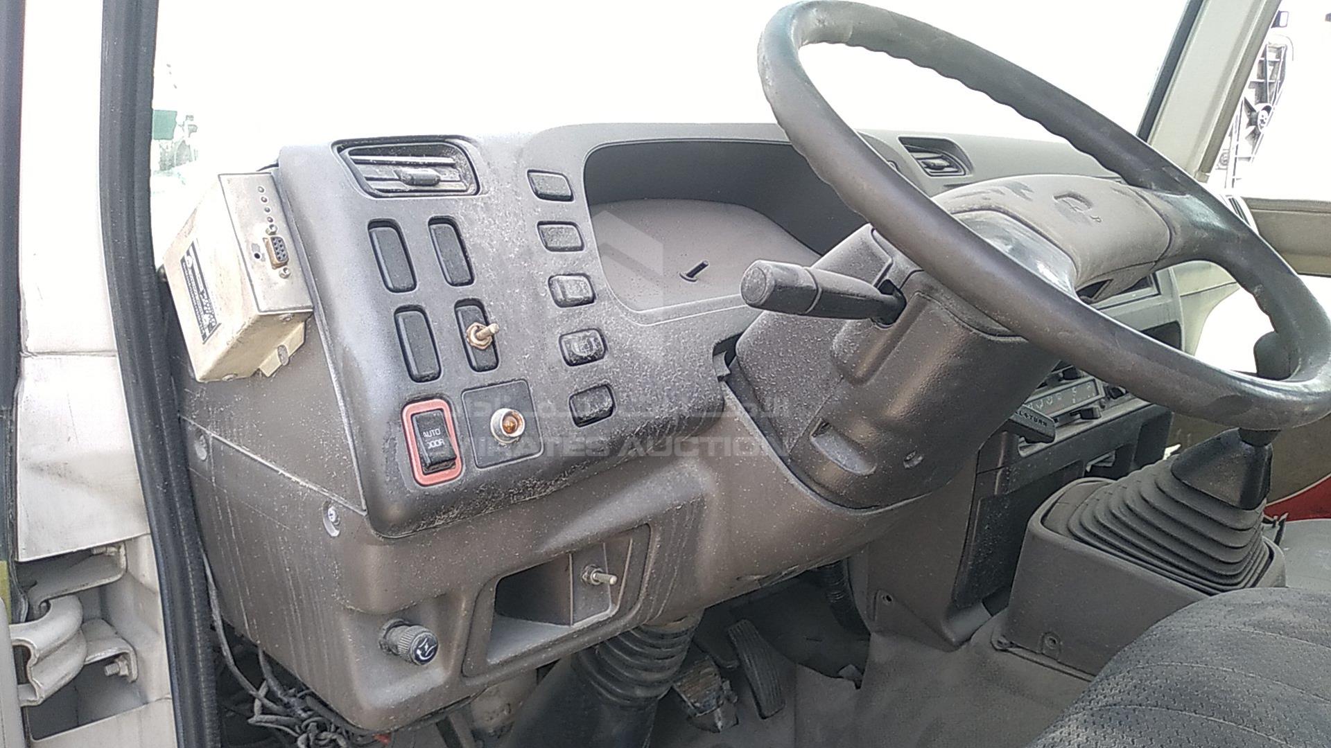 2008 MITSUBISHI ROSA VIN: JL5B3J6P18PF01698
