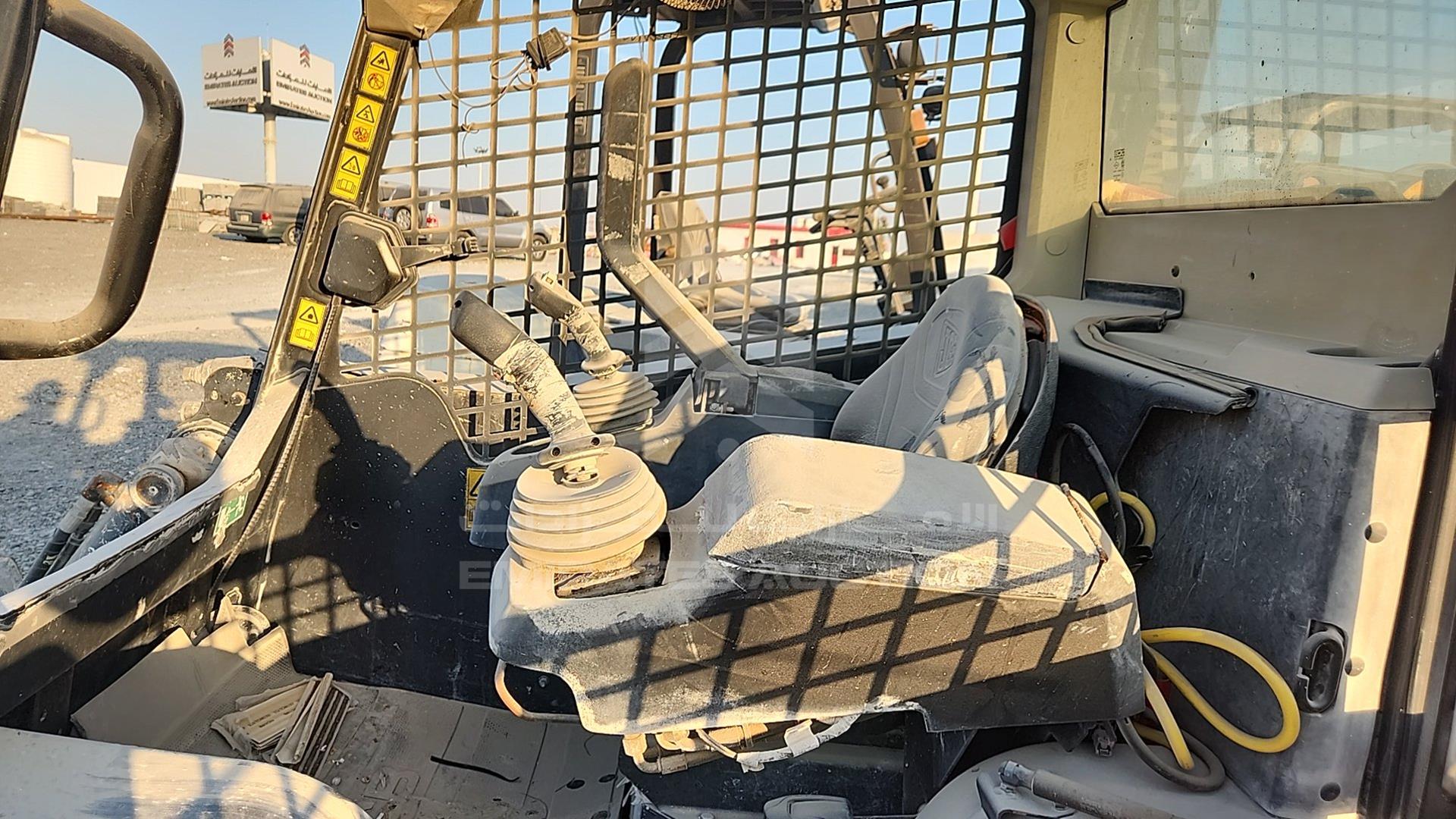 0 JCB 135HD VIN: HAR135WSP02431919