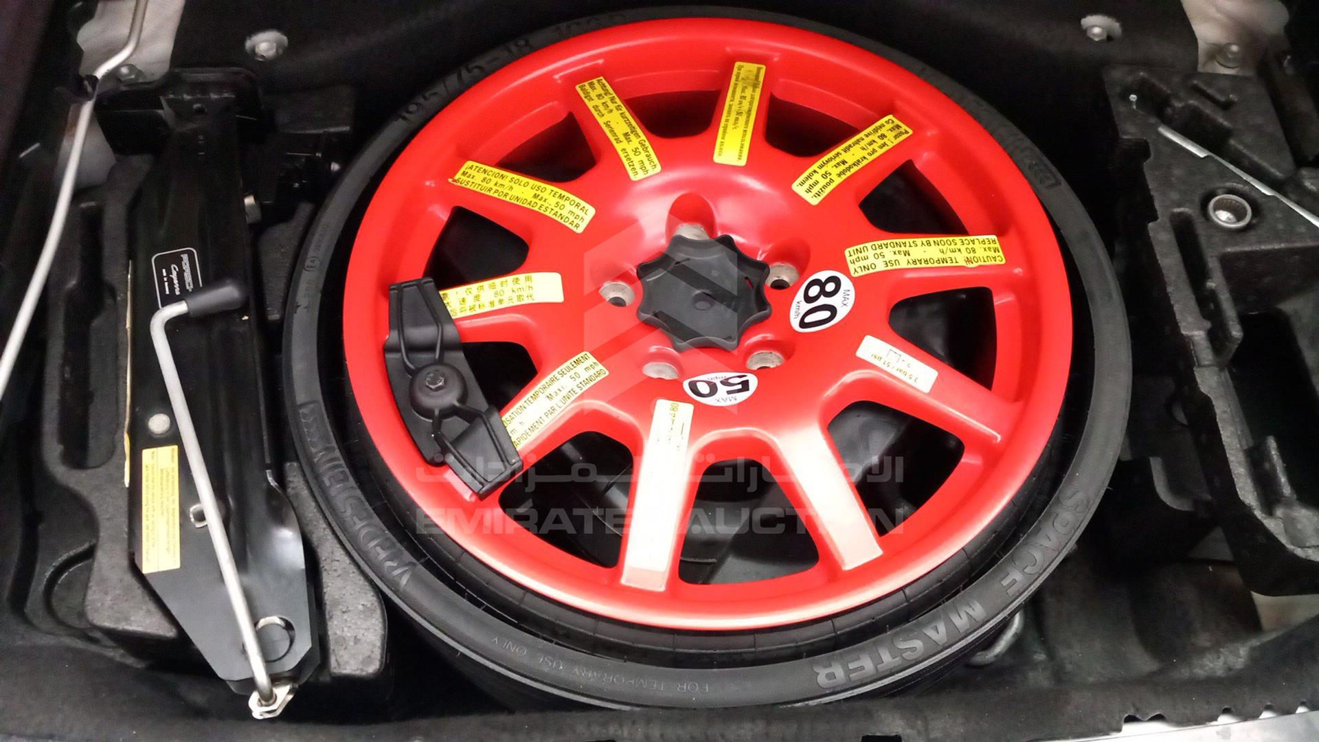 2013 PORSCHE CAYENNE GTS VIN: WP1ZZZ92ZDLA74142