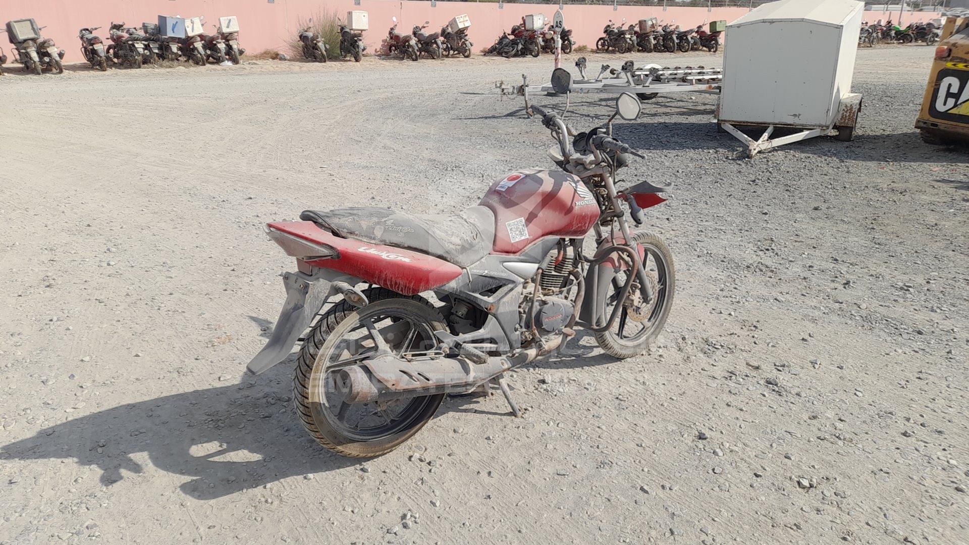 2013 HONDA CBF 150 VIN: ME4KC09CGD8514846