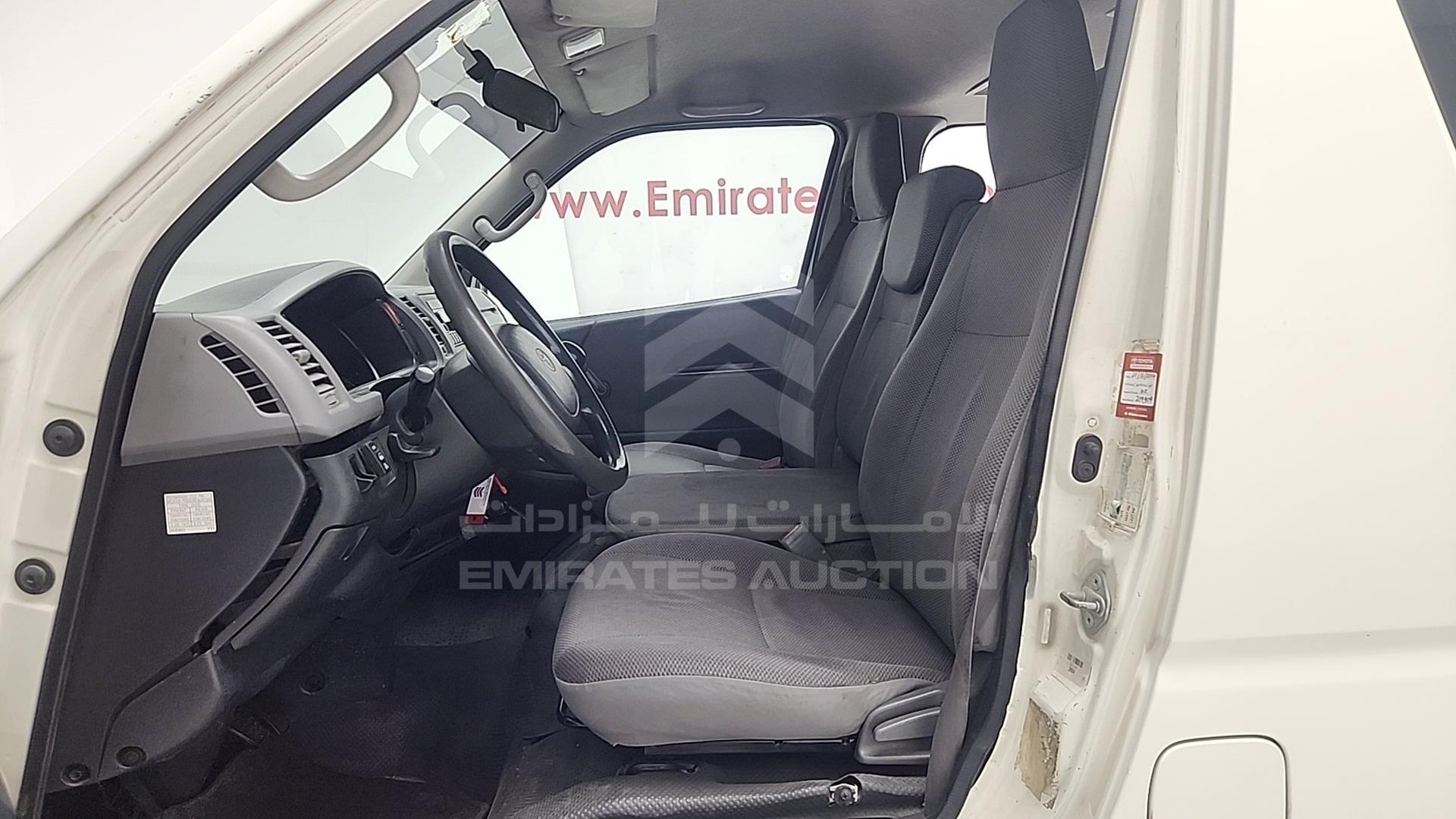 2007 TOYOTA HIACE VIN: JTGJX02P475007625