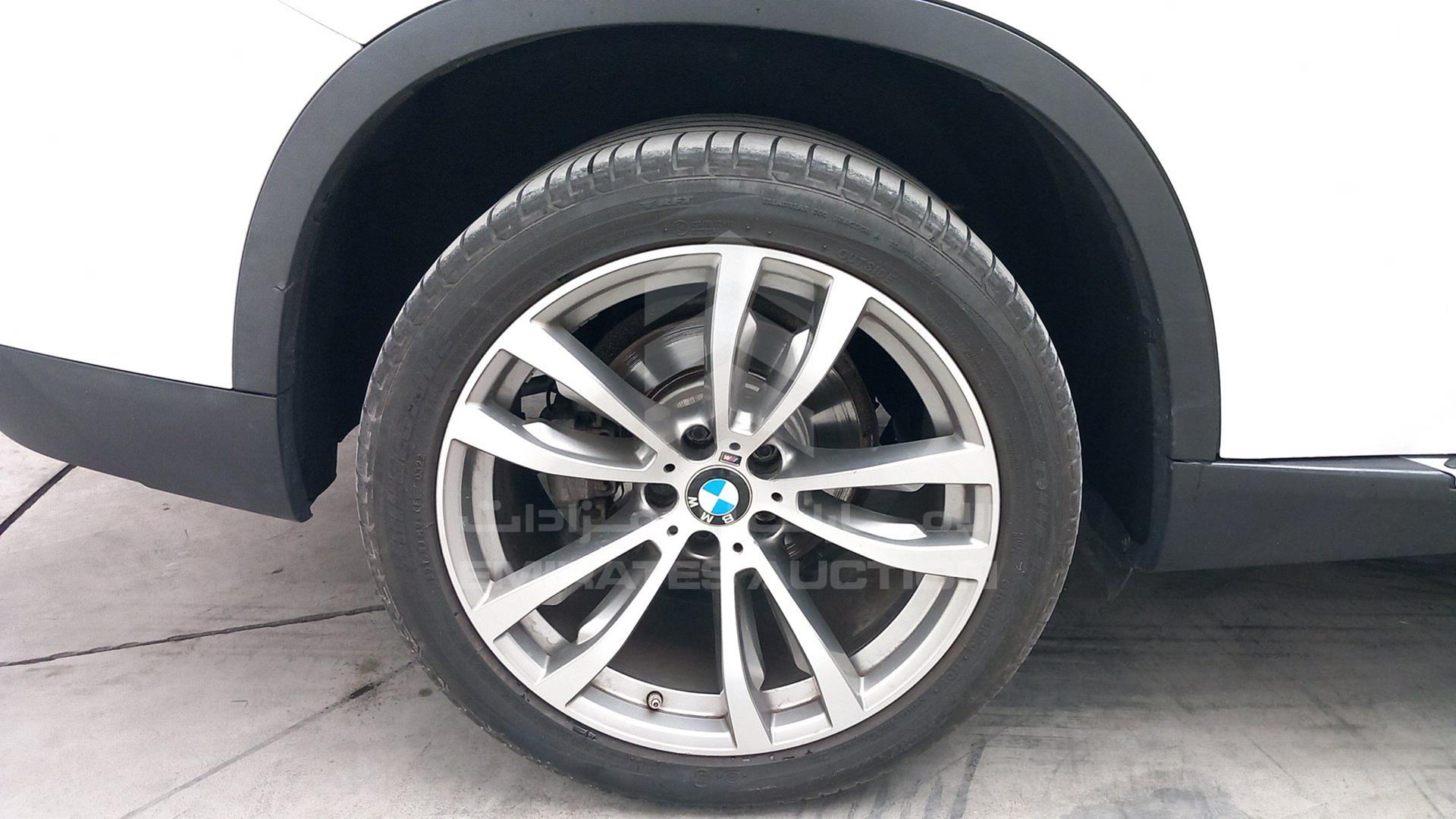 2017 BMW X5 VIN: 5UXKT0C54H0S79907