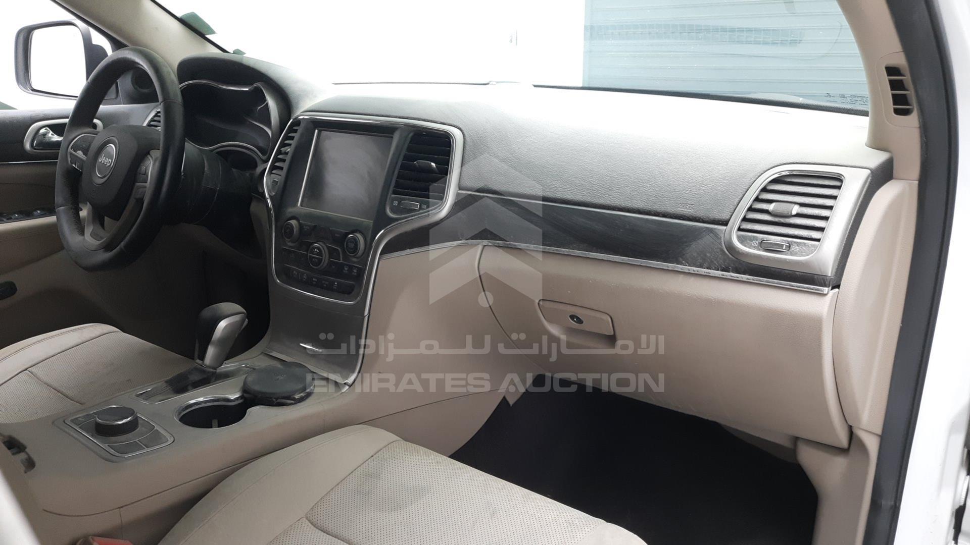 2017 JEEP GRAND CHEROKEE VIN: 1C4RJFBG5HC614148