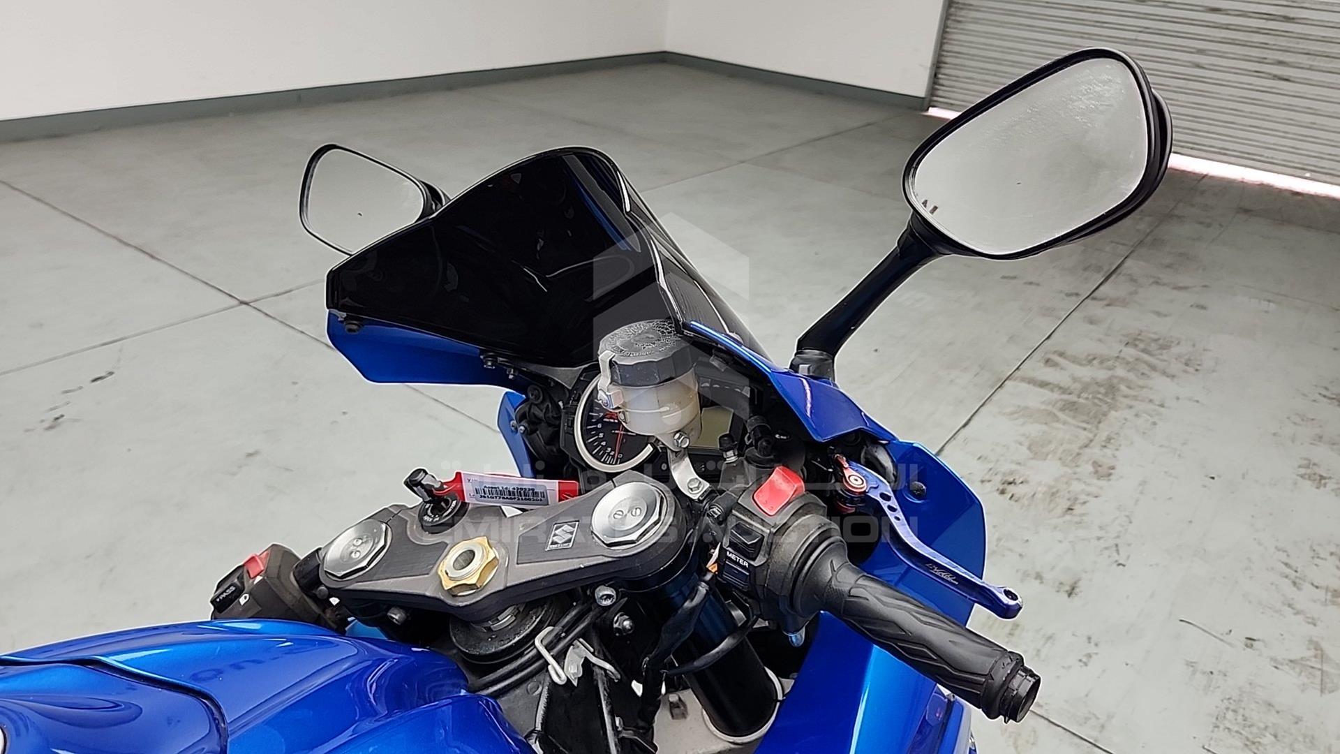 2015 SUZUKI GSXR 1000 VIN: JS1GT78A0F2100201