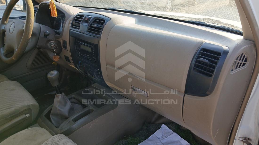 جيه ام سي Pick Up 2016 — زاوية واجهة الراكب الأمامي الأيمن — صورة 22