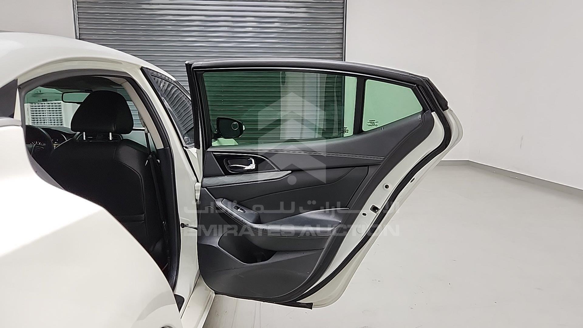 2016 NISSAN MAXIMA VIN: 1N4AA6AP6GC389399
