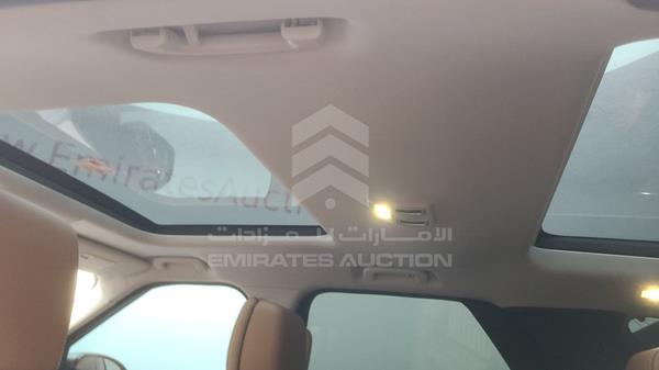 Land Rover Discovery 2017 SALRHBBV2HA021354 Image 37